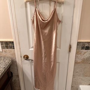 Bebe stain dress size xs made in USA.